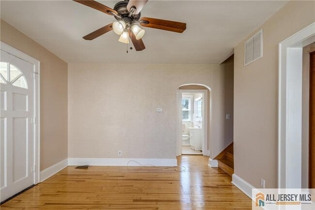 Foto del edificio - 145 Willow St