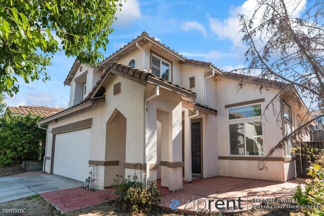 Foto del edificio - 4 br, 2.5 bath House - 1151 Santa Lucia Dr...