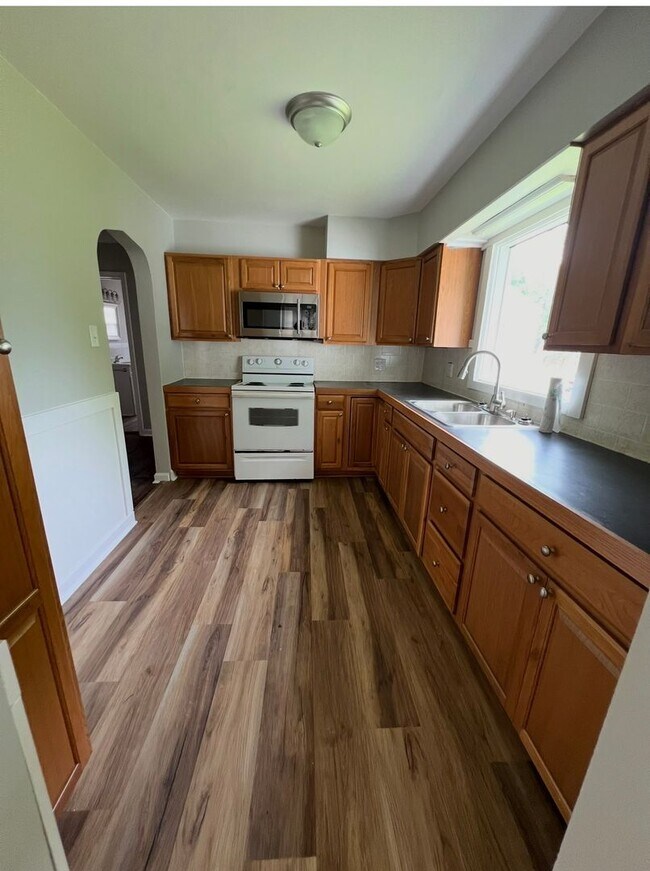 Foto del edificio - 2 bedroom, 1 bath house