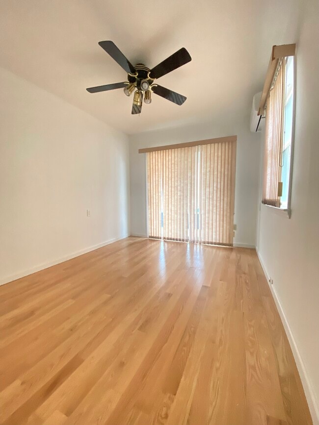 Foto del edificio - 8203 164th Pl