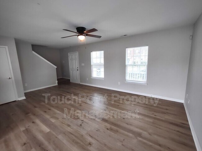 Building Photo - 2111 Pimpernel Rd