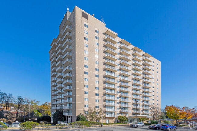 Building Photo - Westwood Tower