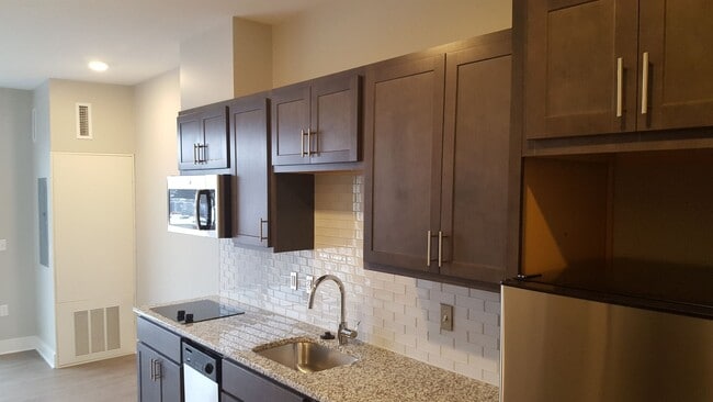 Interior Photo - Fulton Square