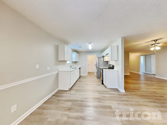 Building Photo - 10931 Cimmaron Ct