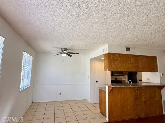 Foto del edificio - 18131 E Vía Amorosa