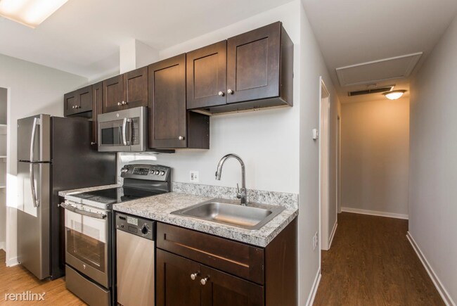Building Photo - 2 br, 1 bath Apartment - 108 Levering Street