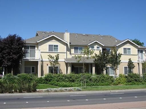 Building Photo - 1802 F St