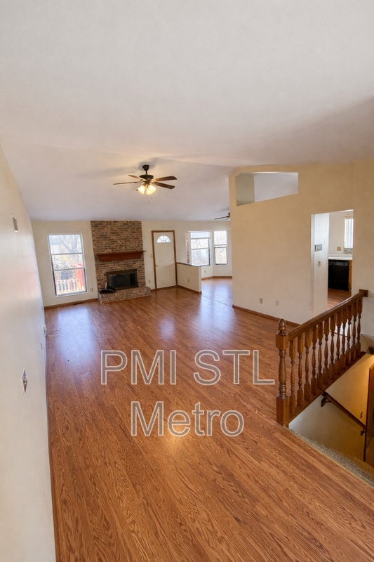 Building Photo - 3865 Kentucky Derby Dr