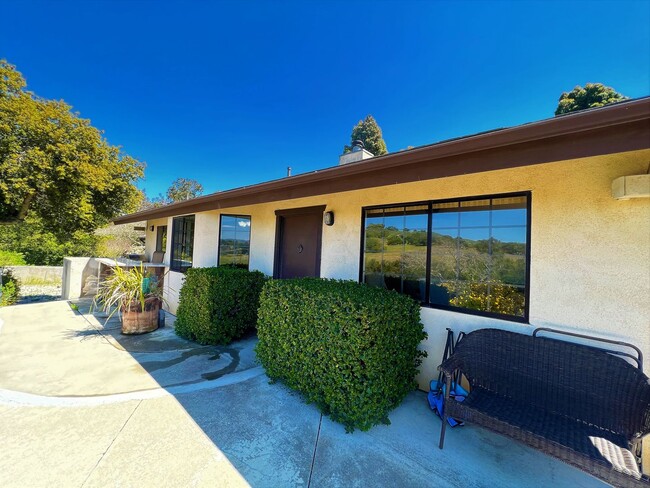 Foto del edificio - Spectacular Ranch House With Amazing Views!