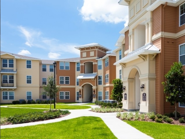 Foto principal - Landstar Park Apartments Homes