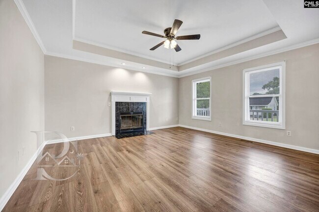 Foto del edificio - 232 Autumnview Ct