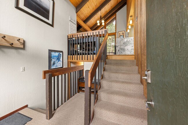 Foto del edificio - Alpine Meadows Winter Escape Ski Lease