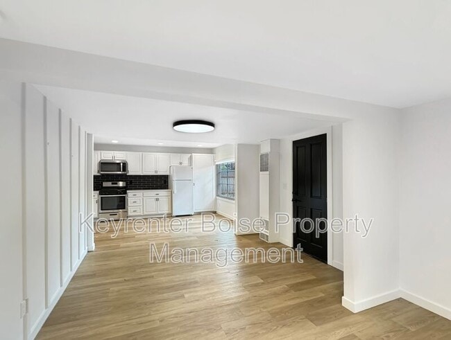 Building Photo - 1516 N 7th St