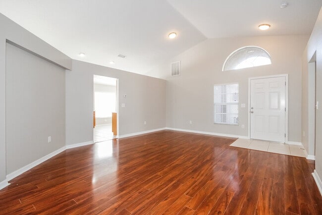 Foto del edificio - 905 15th St NE