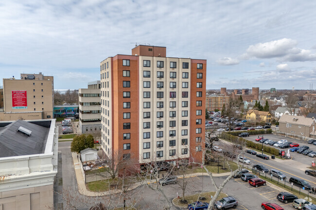 Building Photo - Santa Maria Towers