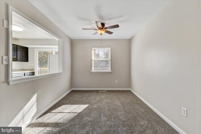 Building Photo - 3625 4th St
