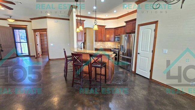 Building Photo - 3 Bed 2 Bath Choctaw Schools