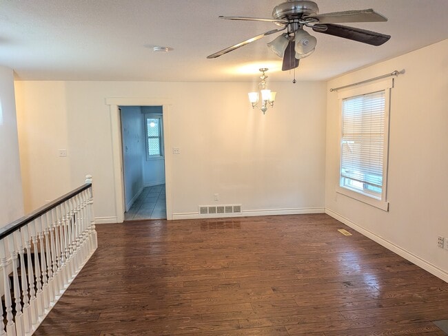 Building Photo - 21424 Richmond Dr