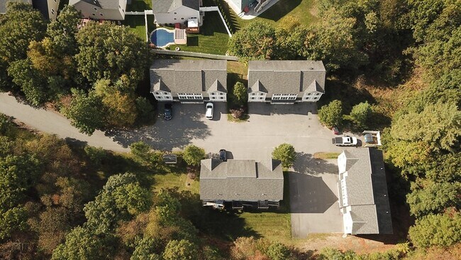 Foto del edificio - 5 Bufton Farm Rd
