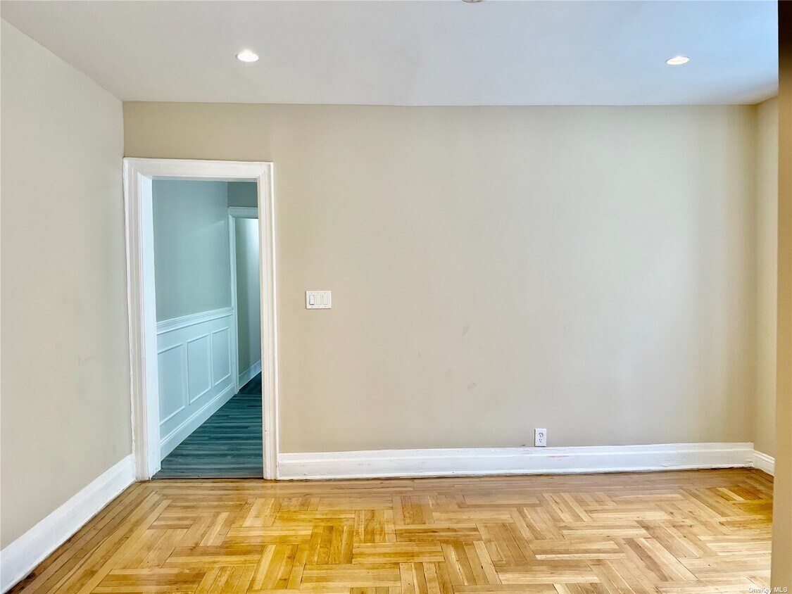 415555 70th St, Queens, NY 11377 House for Rent in Queens, NY