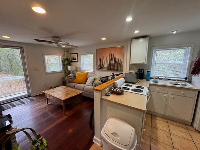 Foto del edificio - Carolina Beach - Cottage style home