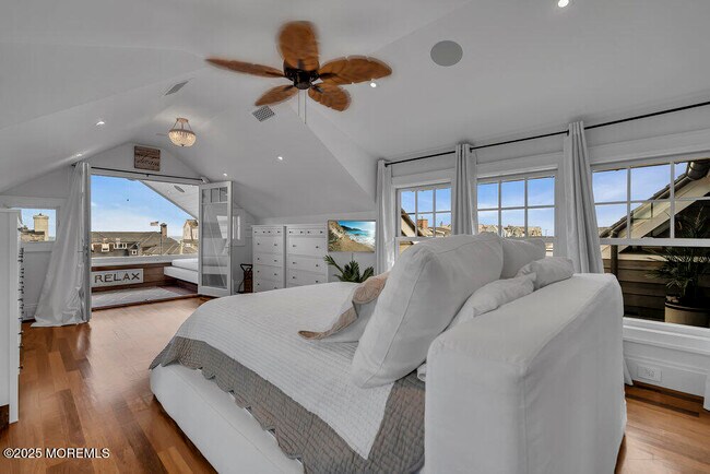 Foto del edificio - 985 Ocean Ave