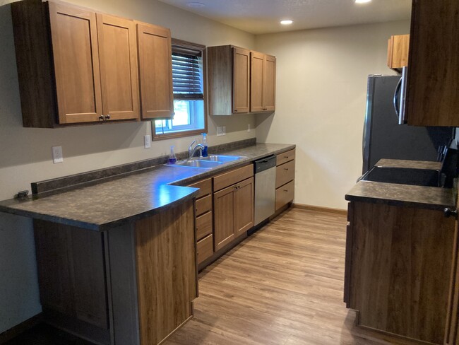 Building Photo - 3509 Veralta Dr