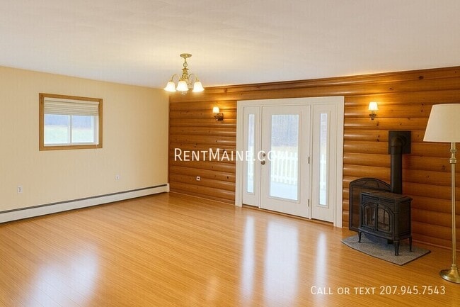 Foto del edificio - 619 Main Rd