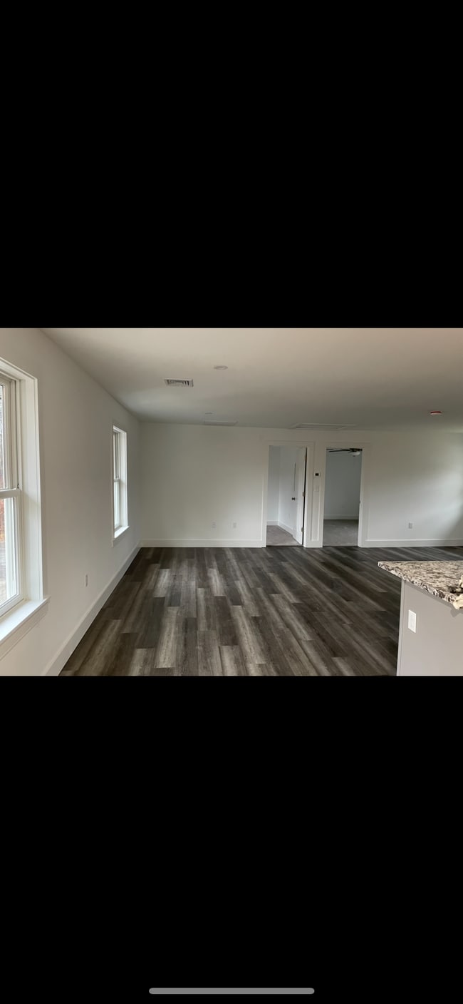 Building Photo - 2 Jowders Dr