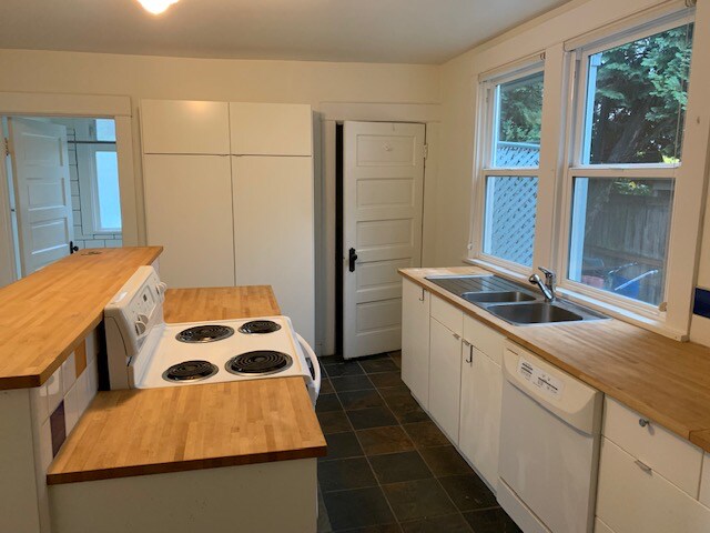 Foto del edificio - 563 N Simpson St