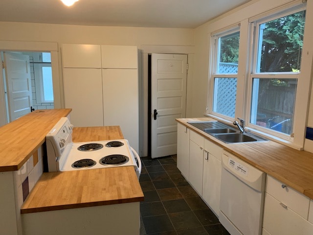 Building Photo - 563 N Simpson St