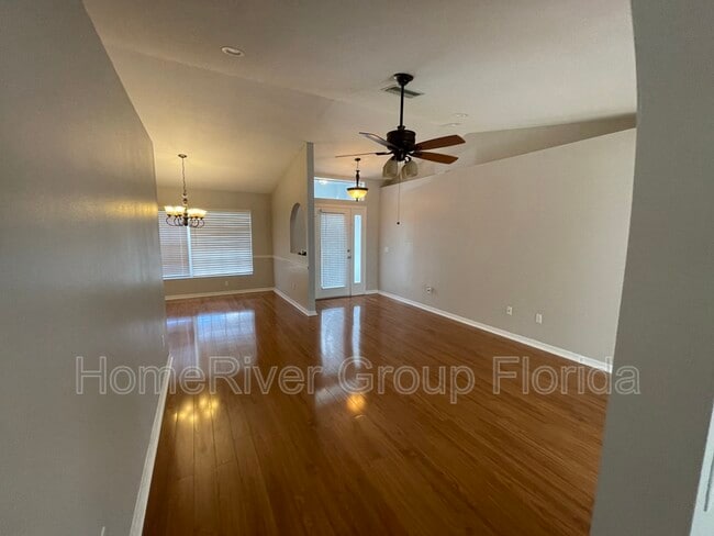Building Photo - 4135 Montague Ln