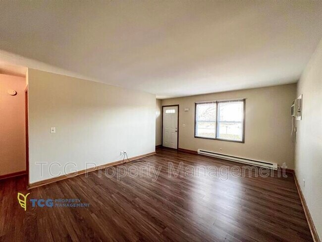 Foto del edificio - 1004 Bratton Ave