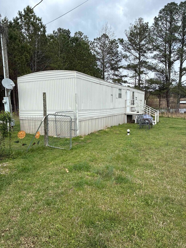 Foto del edificio - 1478 County Road 301