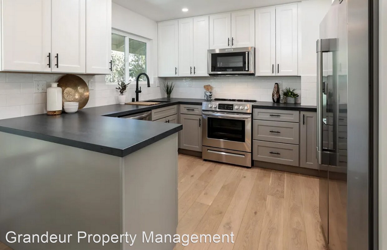 Primary Photo - 3 br, 2 bath House - 539 Tyndall Avenue