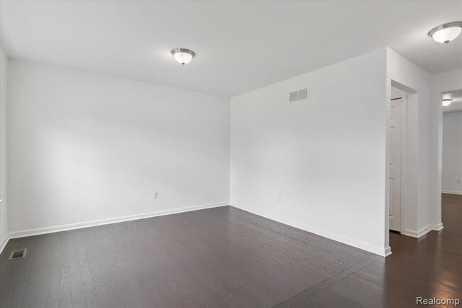 Building Photo - 21422 Navarra Dr