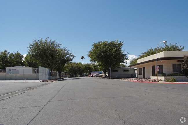 Building Photo - Miracle Mile Mobile Home Park