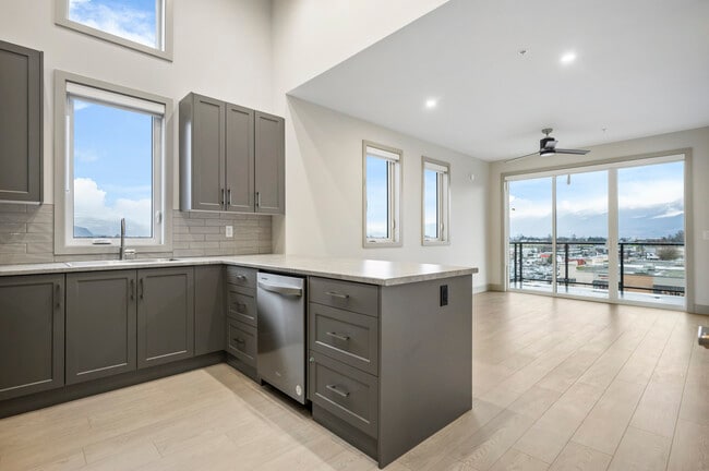 Photo du bâtiment - 45547-45547 Knight Rd