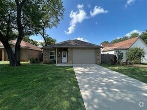 Building Photo - 1431 E Maddox Ave