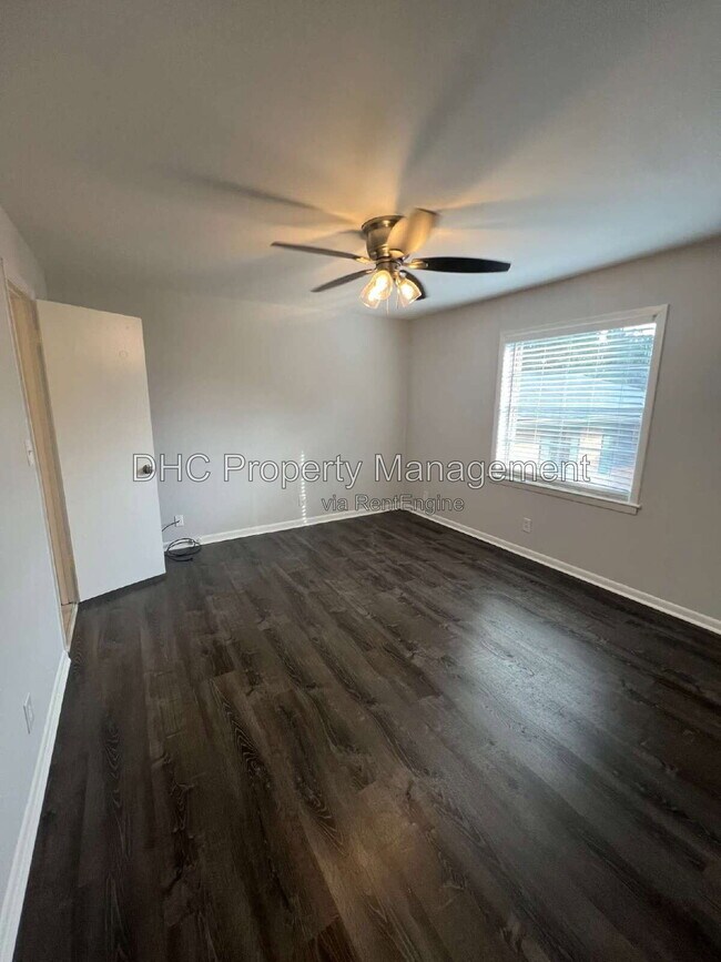 Foto del edificio - 3057 Pharr Ct N Northwest