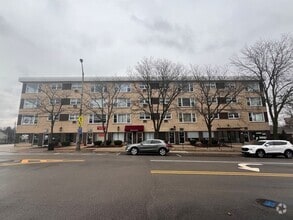 Building Photo - 5107 Washington St