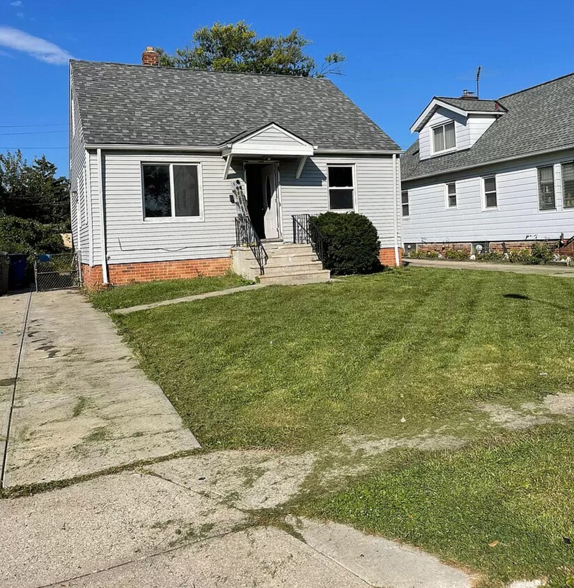 Primary Photo - 4498 W 147th St