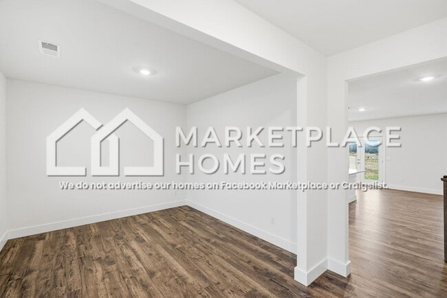 Building Photo - 8203 Watercolour Ln