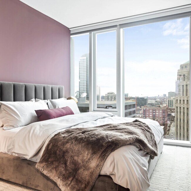 Foto del edificio - 333 W Wolf Point Plaza