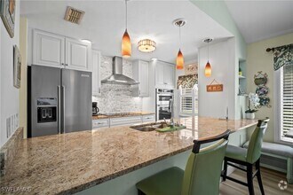 Building Photo - 22180 Sundancer Ct