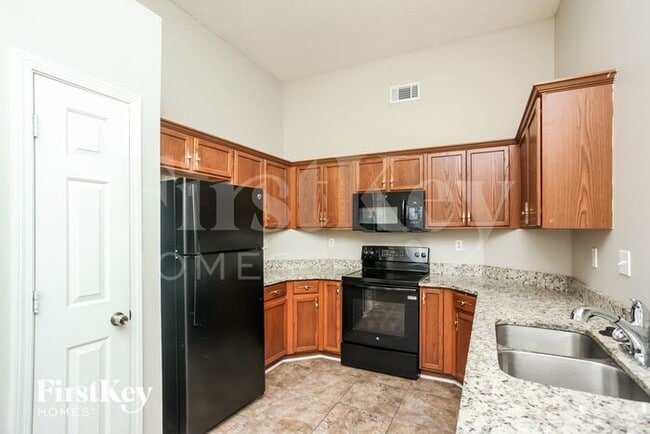 Building Photo - 7768 Windy Willow Cove