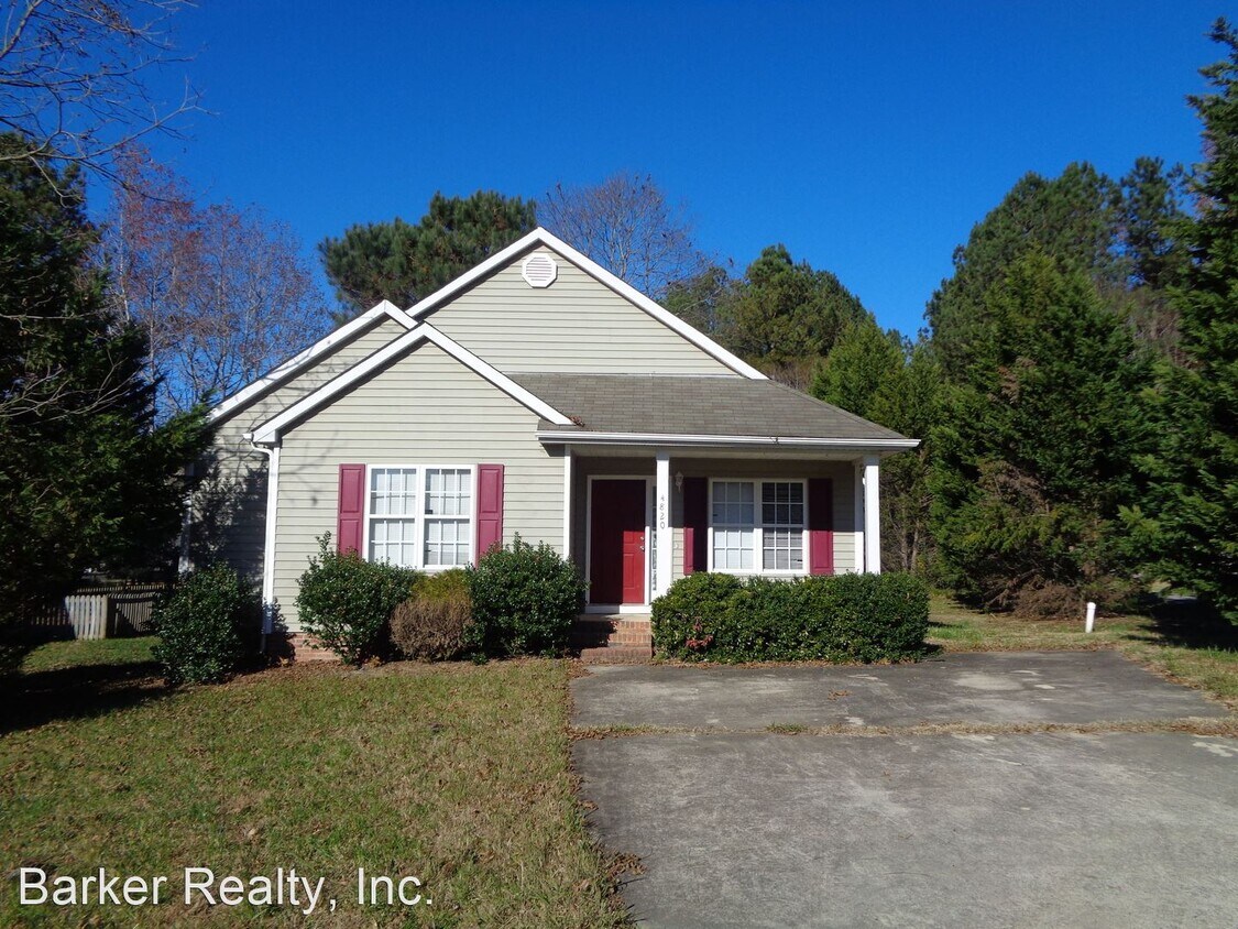 Primary Photo - 3 br, 2 bath House - 4820 Morecambe Way