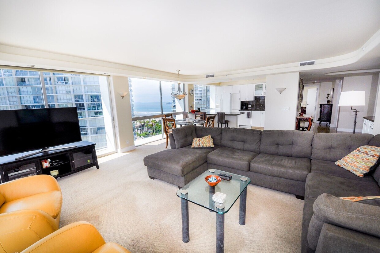 Foto principal - 1810 Avenida Del Mundo