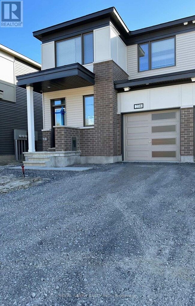 Building Photo - 238 Billrian Cres