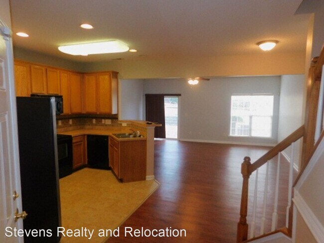 Building Photo - 3 br, 2.5 bath House - 117 Fanwood